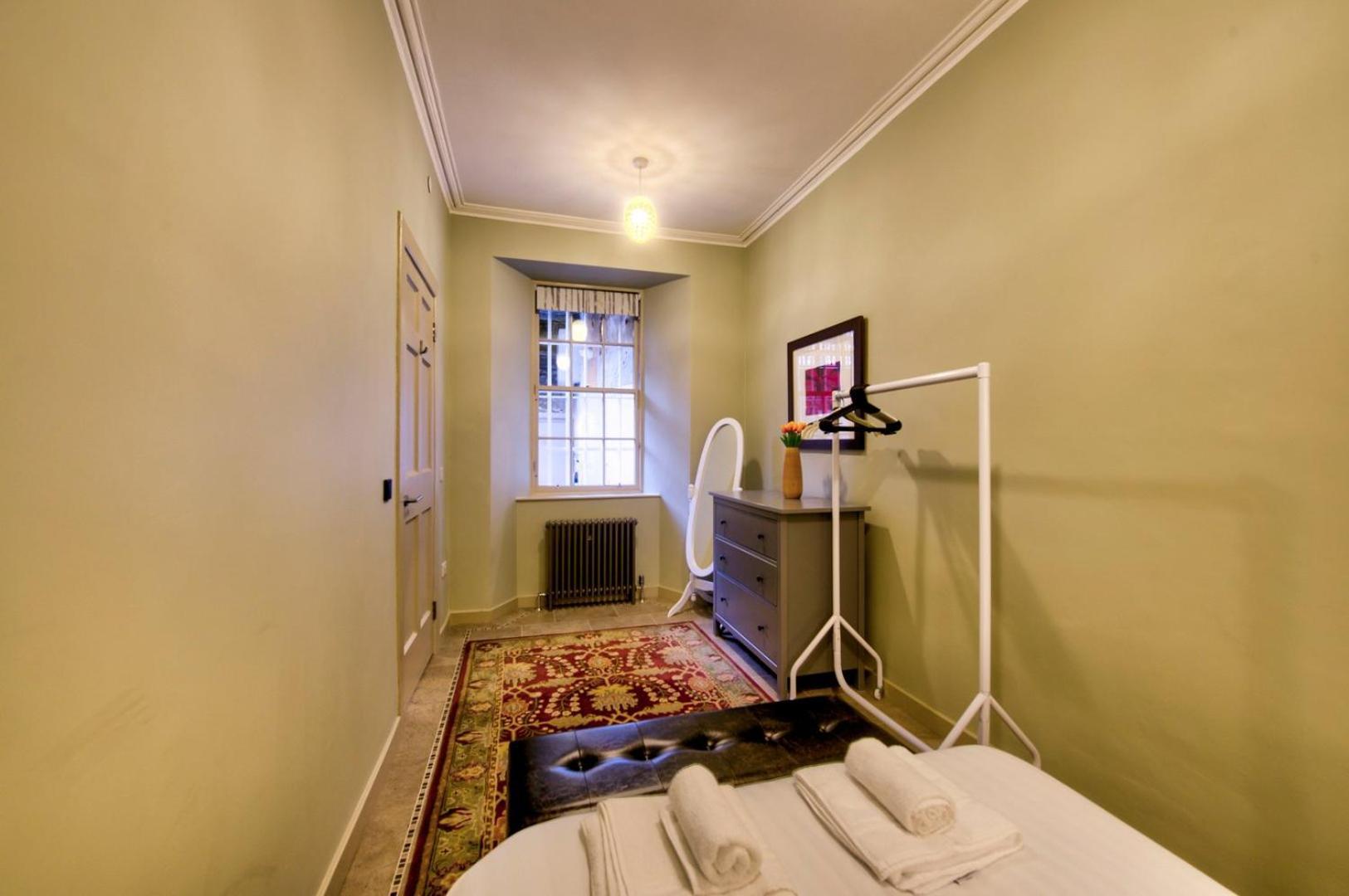 Апартаменти Guestready - Manor Place Basement Единбург Екстер'єр фото